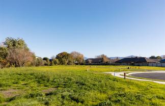 6 Magnolia Drive, Springlands