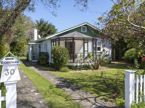 30 Oak Street, Mangapapa