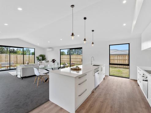 9 Plover Avenue, Amberley