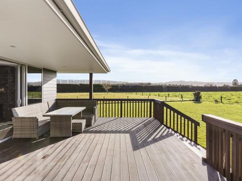 15 Greenfields Lane, Te Teko