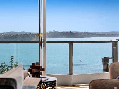 1099 Whangaparaoa Road, Tindalls Beach