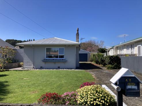 42 Blake Street, Waitara