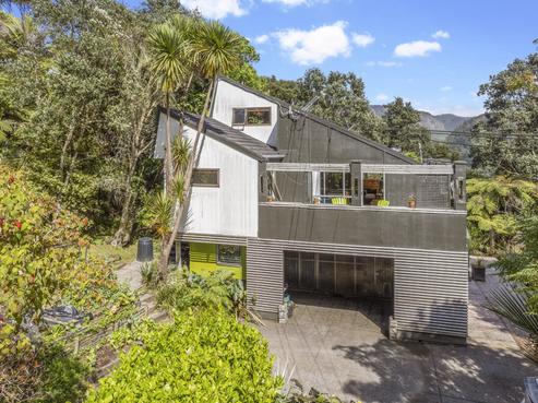 27 Ocean View Road, Huia