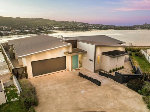 15 Sue Dow Lane, Aotea