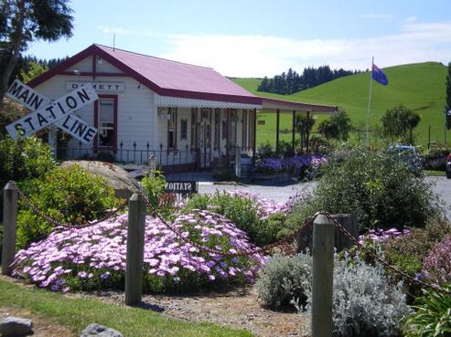 8 Old Main Road, Cheviot