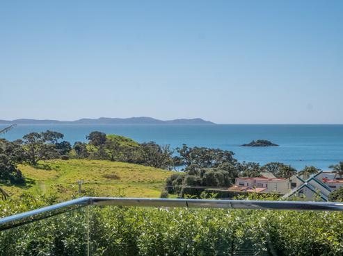 216 State Highway 10, Coopers Beach