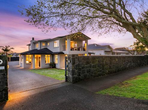 4 Acorn Street, Royal Oak