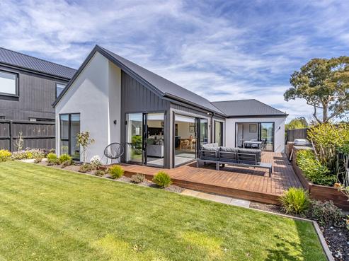 6 Kirby Lane, Casebrook