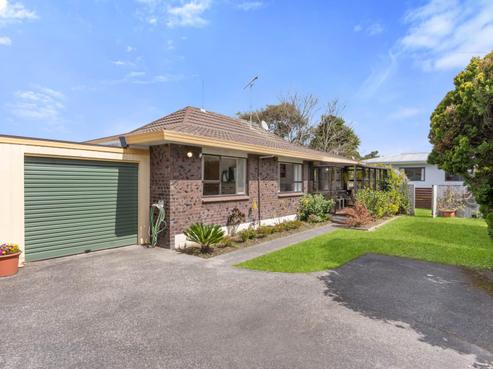 12A Hatton Road, Orewa