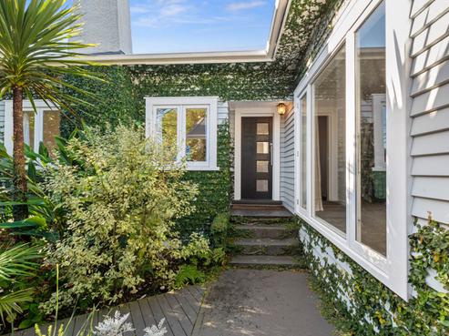 1/296 Lake Road, Hauraki