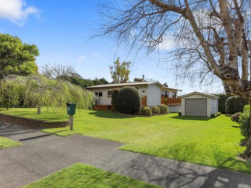 19 Wharewaka Road, Wharewaka