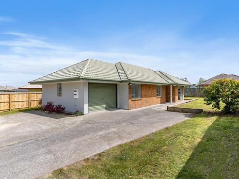 4 Dowd Place, Flat Bush