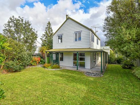 56B Youngs Road, Papakura