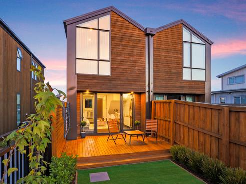 2/129 Sherborne Street, Saint Albans