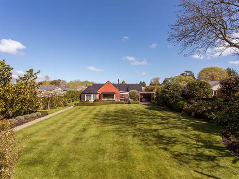 16 Westburn Terrace, Burnside