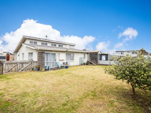 89B Leslie Street, Waitara