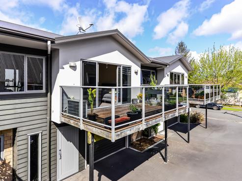 2/10 Dowding Street, Melville