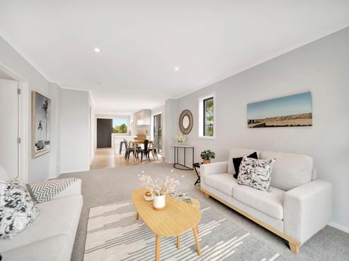 29 Paretaiuru Crescent, Papakura