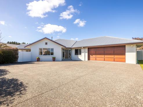 12 Montrose Place, Highlands Park