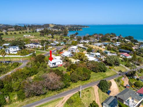 3 Bryan Road, Surfdale