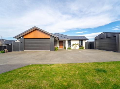 25 Hunter Hills Drive, Gleniti