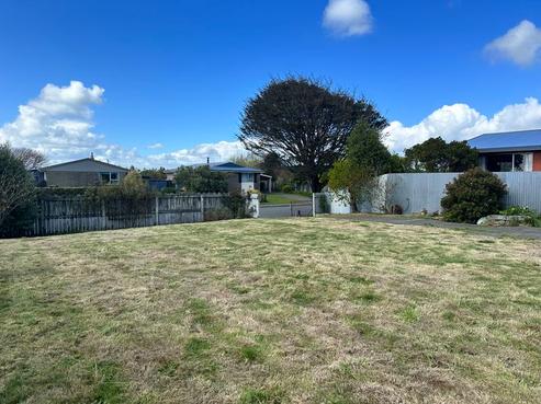 5 Ottrey Street, Clifton