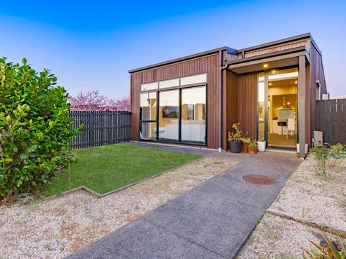 7 Liberation Road, Papakura