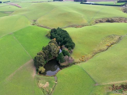 3075 Old Coach Road, Clinton and Surrounds