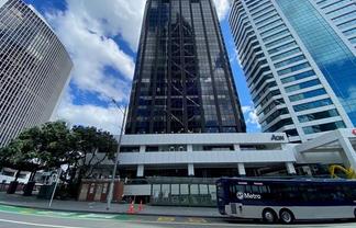 Versatile Workspace: 1,098 sqm Floor Plate