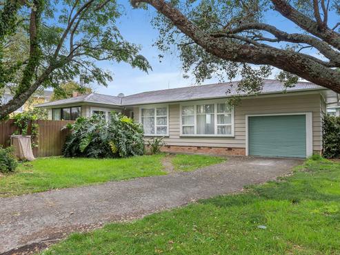 32 Te Kanawa Crescent, Henderson