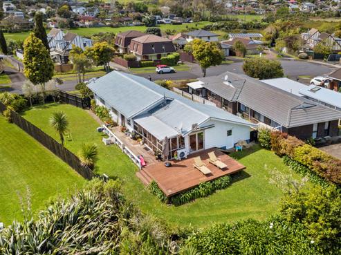 17 Curacao Place, Half Moon Bay