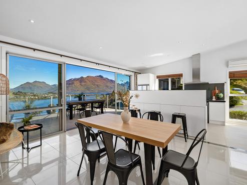 14 Top Lane, Queenstown Central