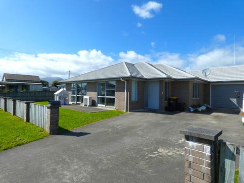 28 Fonblanque Street, Westport