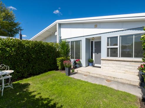 302B King Street South, Hastings