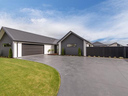 12 Jag Way, Tinwald