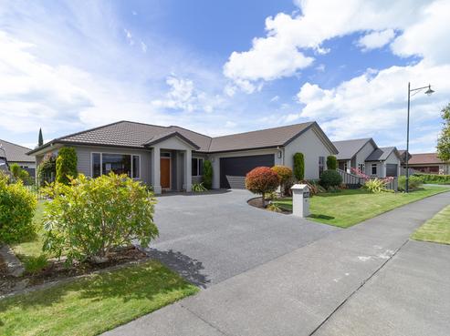10 Akaroa Road, Poraiti