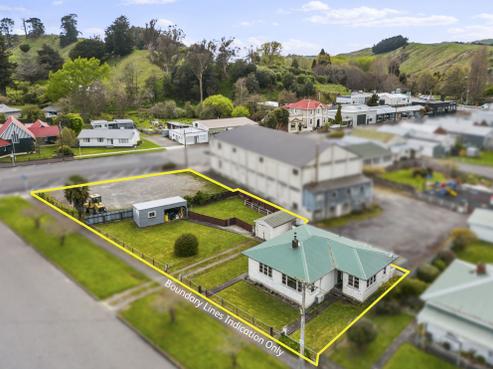42 Paraekaretu Street, Hunterville