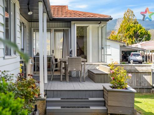 5 Harvard Grove, Totara Park