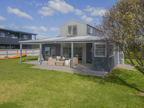 27 Pacific Place, Whitianga