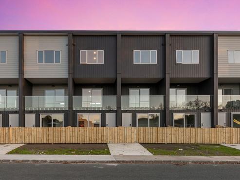 3/1 Matuhi Rise, Henderson