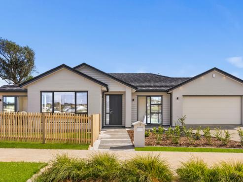 3 Rongoa Maori Way, Pukekohe