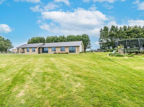 208 West Plains School Road, West Plains