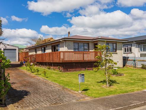 18 Nelson Street, Waipukurau and Surrounds