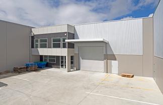 Smart Split Level Office Suite