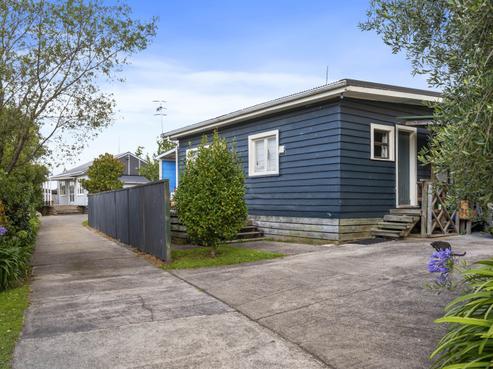 55 Meadowbank Crescent, Fordlands