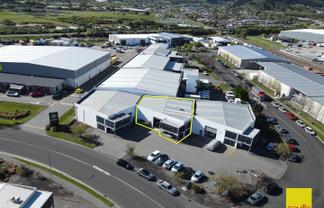 Warehousing With Great Office Space