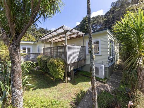 15 Laingholm Drive, Laingholm