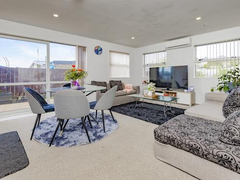 16 Fay Close, Wiri