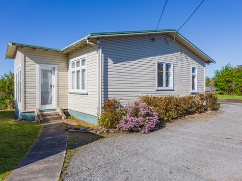 13 Mitchell Street, Waipukurau and Surrounds