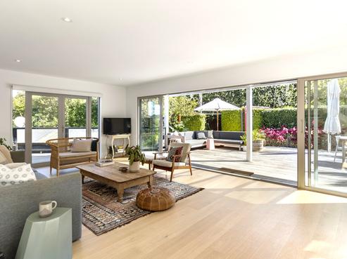 88 Queens Drive, Oneroa